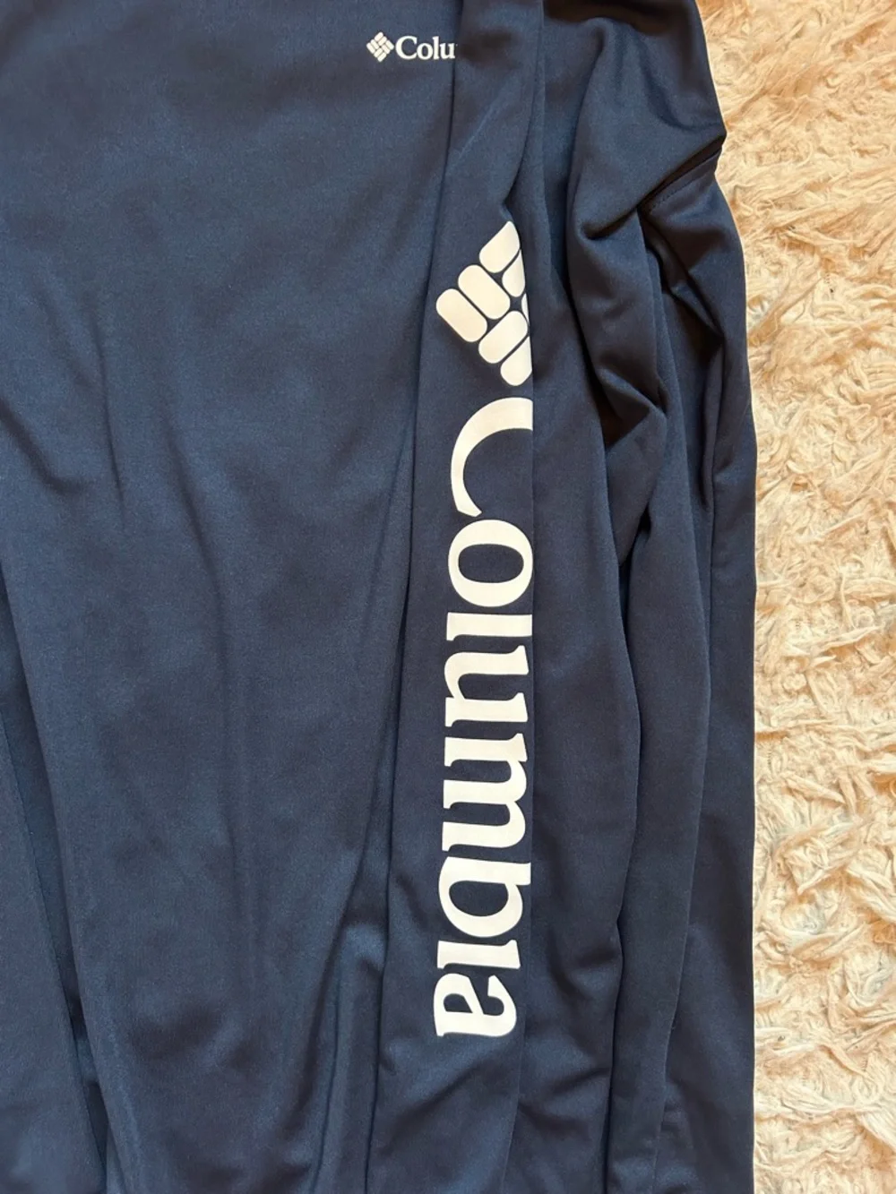 Columbia Navy Blue Performance Long Sleeve Top - Picture 2 of 3